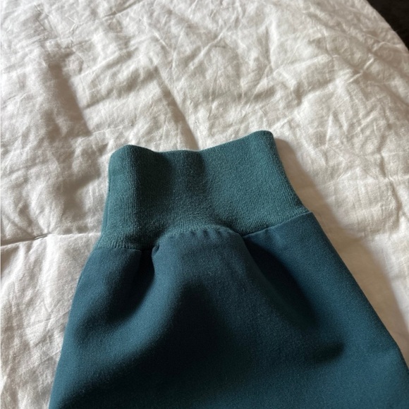 Figs Caribbean Blue Zamora 2.0 High Rise Jogger Scrub Pants Large - Picture 3 of 3